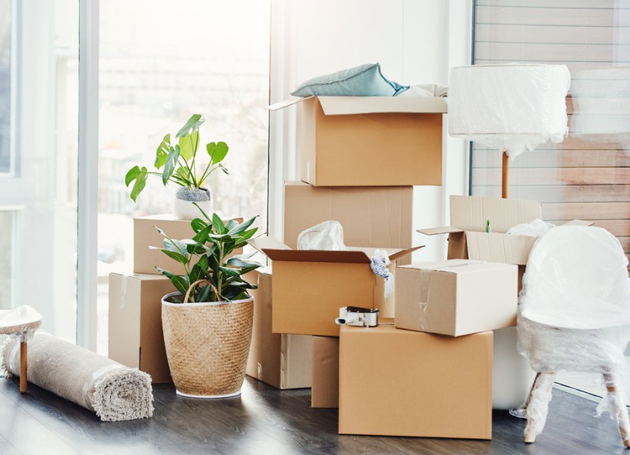 How to Declutter Before Moving?: Tips for Downsizing Your Belongings